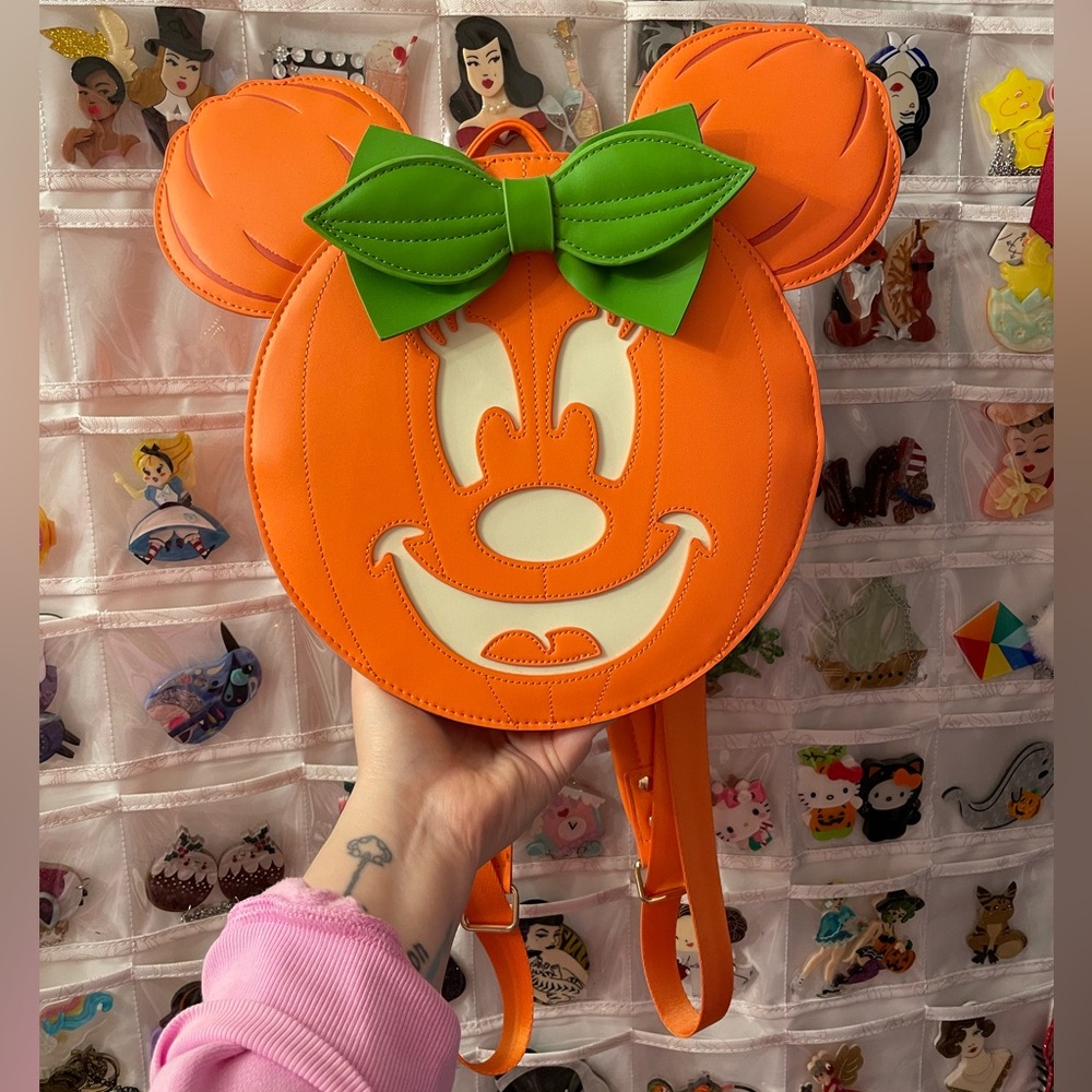 NWOT Loungefly Minnie Pumpkin Backpack+wallet SET - Picture 6 of 16